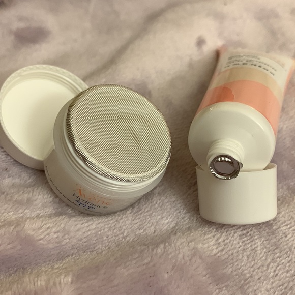 🌺 4/$20 - Feel Harmony Rose Petal Toning Gel & Avene Hydrance Aqua-Gel Bundle - Picture 2 of 2